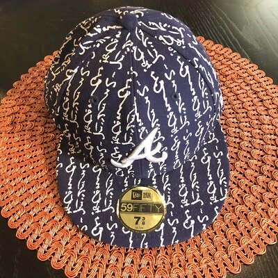 Gorra New Era Atlanta Braves 7 3/8 Auténtica Colección 59Fifty Ajustada, Blanco Marino Foto 1 de 4