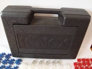 Vintage K'Nex Restposten mit schwarzer Tragetasche und gemischtem Konvolut Formen, Farben, - Bild 1 von 4