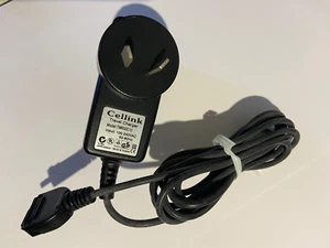 Motorola Jazz 3180 Older model AC Travel Charger by Cellink. Brand New pack. - Picture 1 of 3
