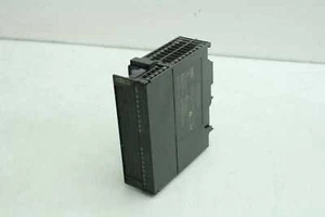 Siemens 6ES7 321-1BH02-0AA0 Digital Input Module SM321 / Simatic S7 PLC - Picture 1 of 6