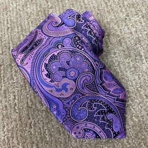 Ted Baker Herrenkrawatte – lila lavendel Paisley 100 % Seide hergestellt in den USA klassisch - Bild 1 von 4