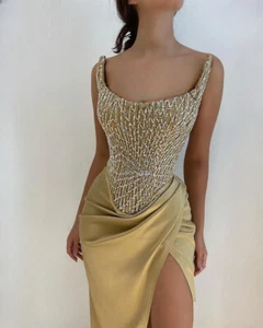 Elegant Scoop Neck Side Slit Evening Dresses Beaded Sleeveless Prom Party Dress - Picture 1 of 6