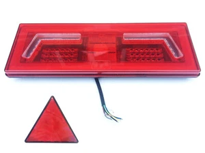 LED Rückleuchte links 5 Funktionen Neon Effekt 12V 24V Traktor Bagger m. Dreieck - Picture 1 of 10