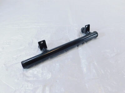 Tubería de cabezal de salida de agua refrigerante fluido radiador Suzuki RF600R y RF900R Foto 1 de 4