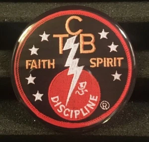 TCB Botón Pin Back Insignia Elvis Cuidando de Negocios Faith Spirit Jumbo Pin - Imagen 1 de 2