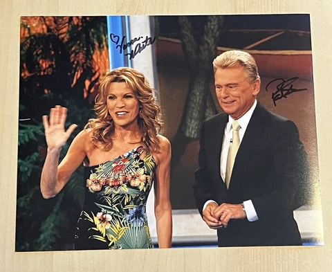 PAT SAJAK & VANNA WHITE SIGNED 8x10 PHOTO AUTOGRAPHED WHEEL OF FORTUNE HOSTS COA Cover