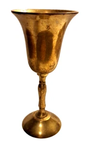 Solid BRASS - GOBLET - CHALICE WINE - Made In INDIA - Patina - 4“ - VINTAGE - Picture 1 of 5