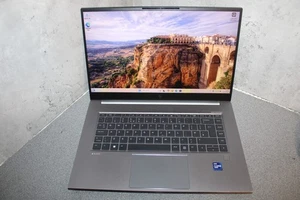 HP ZBook Studio 15.6" G8 Core i9 11950H 32GB RAM 512GB M.2 Nvidia RTX A2000 GPU - Picture 1 of 6