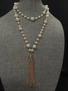 Halskette mit Kunstperlen goldfarben Quaste Anhänger altes Geld adrett Hollywood Glam - Bild 1 von 10