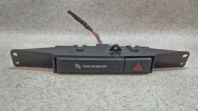 Interruptor de perigo compatível com 2001-2007 Chrysler Town Country K111-174812 - Imagem 1 de 4