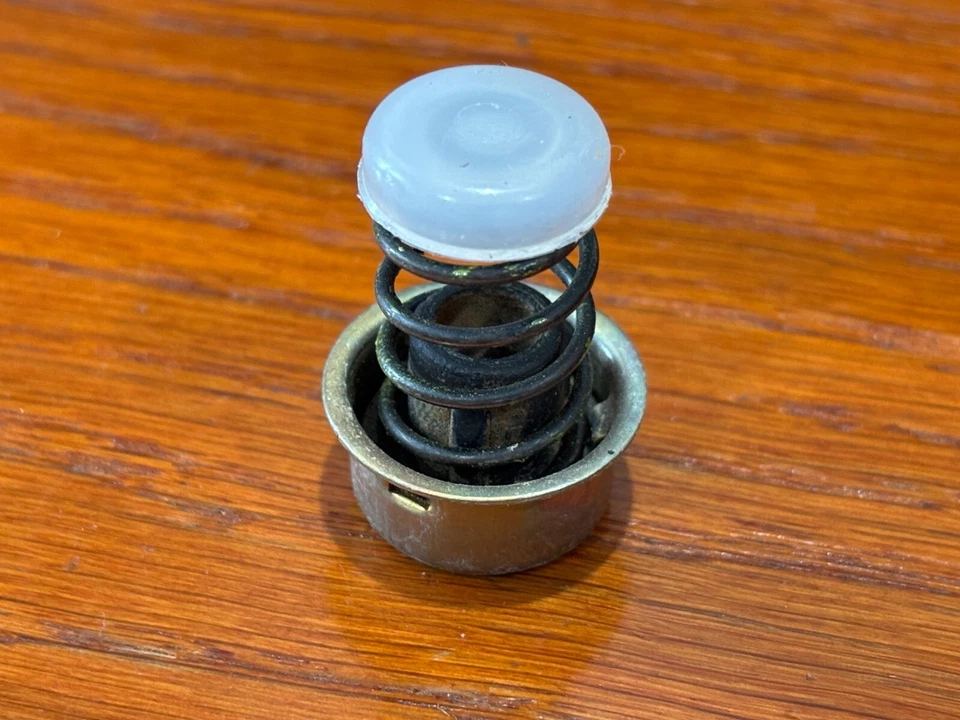 Piezas de tocadiscos Dual 1218 - Muelle de suspensión Foto 1 de 1