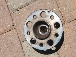 FRONT WHEEL HUB 2008-2009 (maybe others also) MERCEDES BENZ E350 4MATIC AWD HUB - Picture 1 of 3
