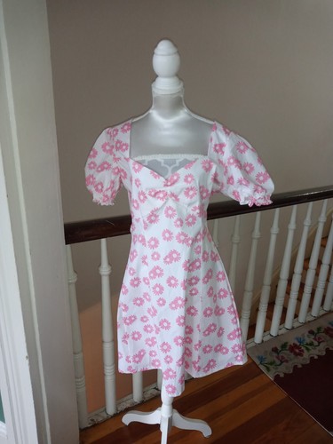 VALENTINO Abito estivo nuovo senza etichette Rue 21 donna taglia S Sweetheart bianco e rosa manica gonfia floreale