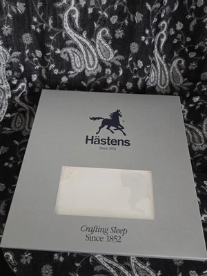 Juego de sábanas ajustables Hastens Satin Pure 210x210+40 Foto 1 de 4