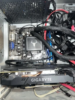 scheda madre asus p8b75+ram 16gb 1600ghz+intel xeon E31280 3.50ghz - Immagine 1 di 3