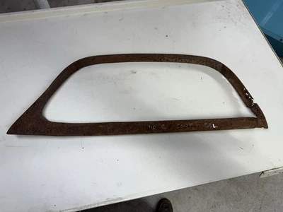 Chevy 1940 cupé puerta ventana adorno moldura original GM lado del pasajero Foto 1 de 4