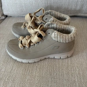 Botas de noche de invierno Sketchers Synergy para mujer con detalles de suéter - talla 6,5 - Imagen 1 de 7