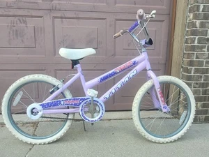 Girls 20" BMX Bike With Rear Hand Brake - Picture 1 of 3