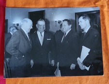 SCARCE 1964 NOBEL PRIZE WINNERS HEISENBERG LYNEN GERMAN MINISTER PHOTO RARE