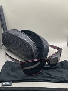 Oakley Leadline Sonnenbrille - Trans Indigo Gestell mit Prizm Black Gläsern - Bild 1 von 4