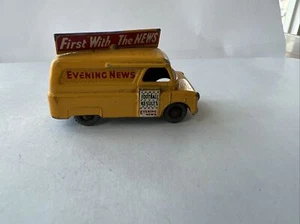 1964 vintage Lesney Matchbox Bedford Van Evening News diecast 1.64 yellow - Picture 1 of 11