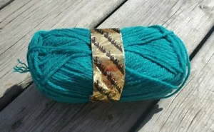 Vintage Sans Souci 100% Acrylic Yarn Skein 50g Made in France Emerald Green 019 - Picture 1 of 8
