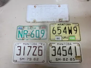 5 Vintage Manitoba & Saskatchewan Snowmobile Licence License Plates - Picture 1 of 7