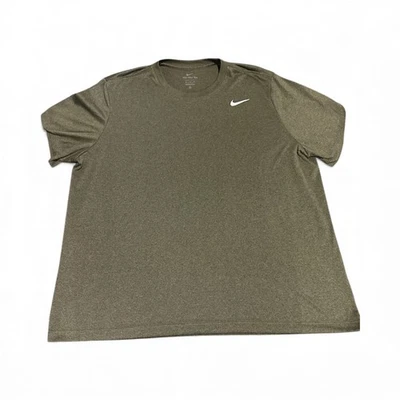 Camiseta de fitness para hombre Nike Dri-FIT Legend verde oliva manga corta XXL Foto 1 de 3
