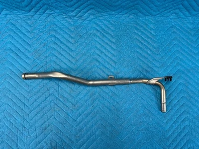 Оригинальный обходной трубчатый шланг для воды охлаждения двигателя Lexus GX470 89k 2005-2009 - Изображение 1 из 4