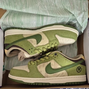 Nike SB Dunk Low x Yuto Horigome - Matcha Asparagus Green | Size UK 8.5 🔋🛹 - Picture 1 of 5