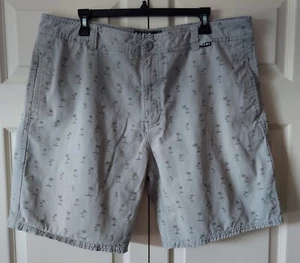 SALE Men's Size 38 Maui & Sons Gray Palm Tree Print Flat Front Chinos Shorts - Picture 1 of 8
