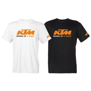 T-Shirt con Stampa KTM Maglietta Tributo Logo Personalizzata Nera Bianca Uomo - Picture 1 of 5