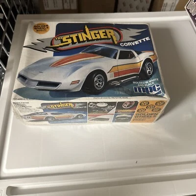 MPC The Stinger Corvette 1:20 Scale Model Kit # 1-3750 Factory - Image 1 of 4