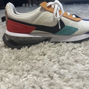Nike Air Max Pre-Day SE Zapatos Multicolor Estampado Leopardo para Mujer 8.5 DH5111-100 - Imagen 1 de 6