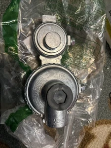 Marshall Excelsior MEGR-291 Compact Integral Two-Stage Propane Regulator MEGR291 - Picture 1 of 2