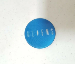 Vintage 1986 Aliens Film Promo Werbeartikel Lentikular Flasher Pinback Button - Bild 1 von 2