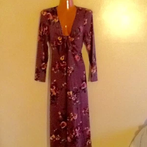 Women's Plus Size Surplice Long Sleeve Floral Print Midi Dress - Picture 1 of 5