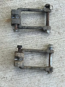 2005-10 Jeep Grand Cherokee 06-10 Commander LH RH Set Pair Clevis Strut Fork OEM - Picture 1 of 4