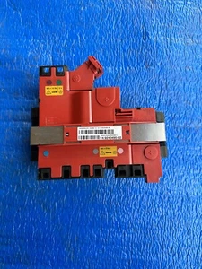 10-17 OEM BMW 535 F01 F06 F07 FIO M5 M6 Battery Rear Power Distribution Fuse Box - Picture 1 of 5