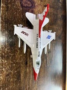 Diecast Metal Pullbacks F-16 Fighting Falcon® Thunderbirds apx 6 inches long - Picture 1 of 3