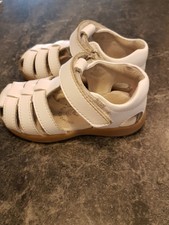 Clarks toddler shoes size UK 5. 