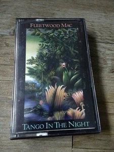 FLEETWOOD MAC - TANGO IN THE NIGHT -  CASSETTE TAPE - Rock / Pop  - Picture 1 of 2