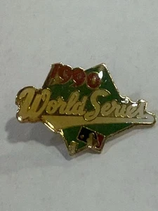 1990 World Series Cincinnati Reds VS Oakland A's MLB Pin By Peter David Vintage - Bild 1 von 1