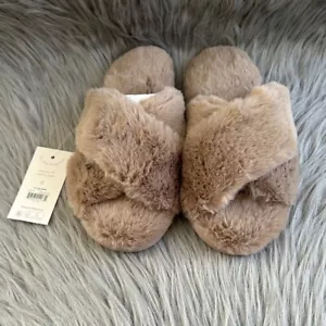 Joyspun Fuzzy Slippers Womens Size 6 Brown Open Toe Slip On Shoes Memory Foam - Picture 1 of 7