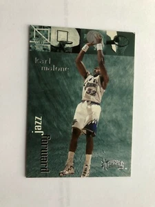 Tarjeta de baloncesto Karl Malone SkyBox # 109 1998 pegatina. Hecho en USA - Imagen 1 de 5