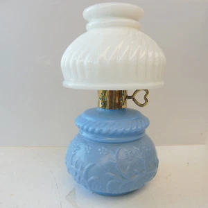 * FLACON AVON EAU DE COLOGNE L' ETIQUETTE EN DESSOUS COURTING LAMP 1970-71 - Imagen 1 de 4