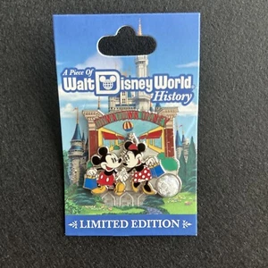 WDW Downtown Disney Piece of History Pin 2017 Mickey & Minnie Disney Pin LE 1500 - Picture 1 of 9