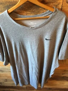 Nike Dri-Fit Gray T-Shirt Men's Sz 3XL Short Sleeve Athletic - Picture 1 of 8