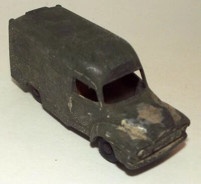 Lesney Matchbox Die Cast Military Lomas Ambulance in Olive Green - Image 1 of 4