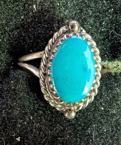 Vintage Navajo Twisted Wire Turquoise Oval Shell Sterling Silver Ladies Ring Sz6 - Picture 1 of 5